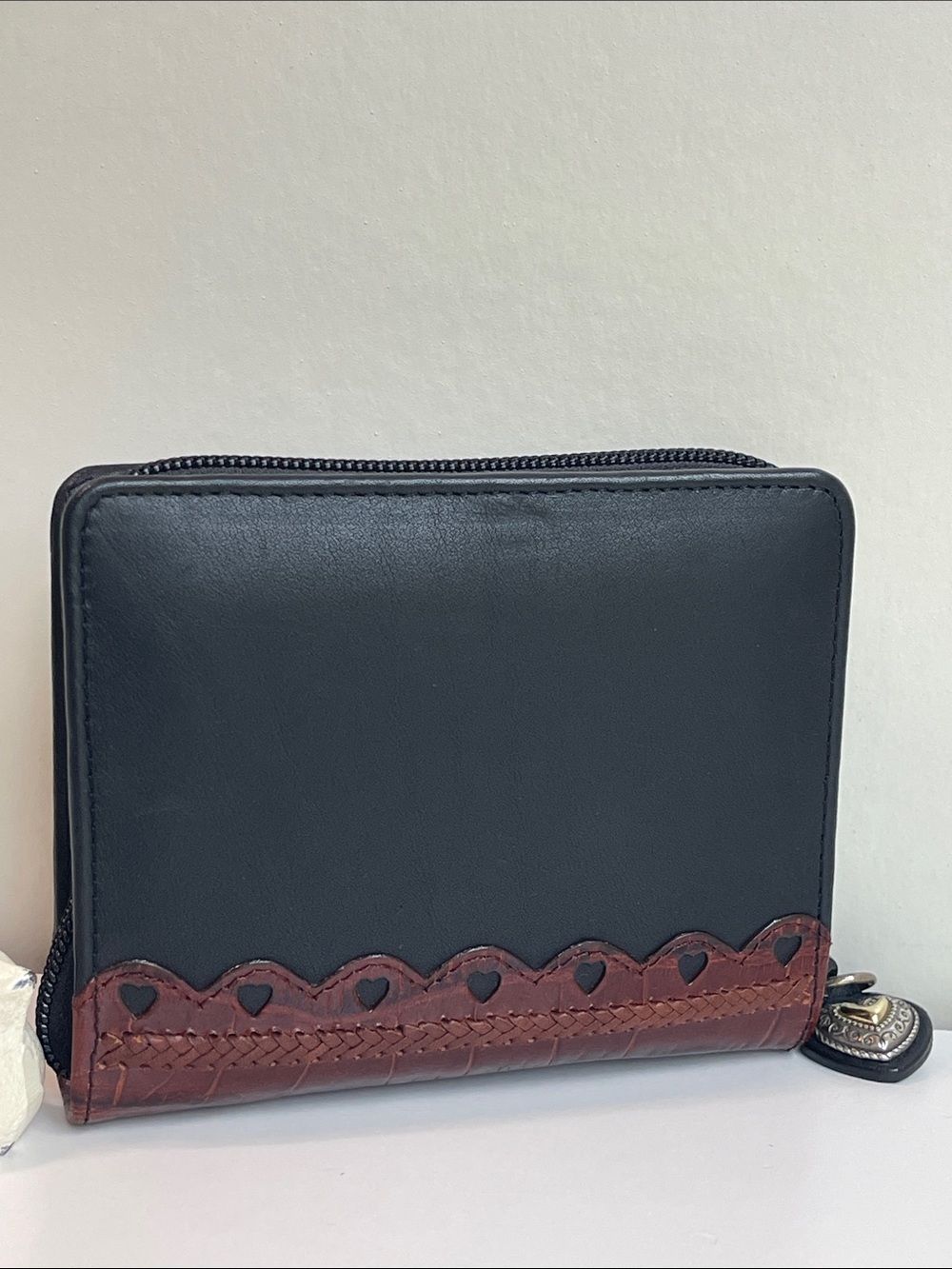 Brighton Vintage Leather Palm Organizer Case - Picture 13 of 16